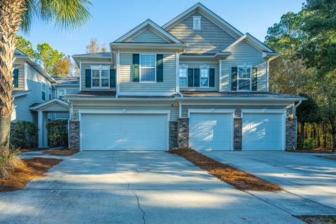 A home in North Charleston