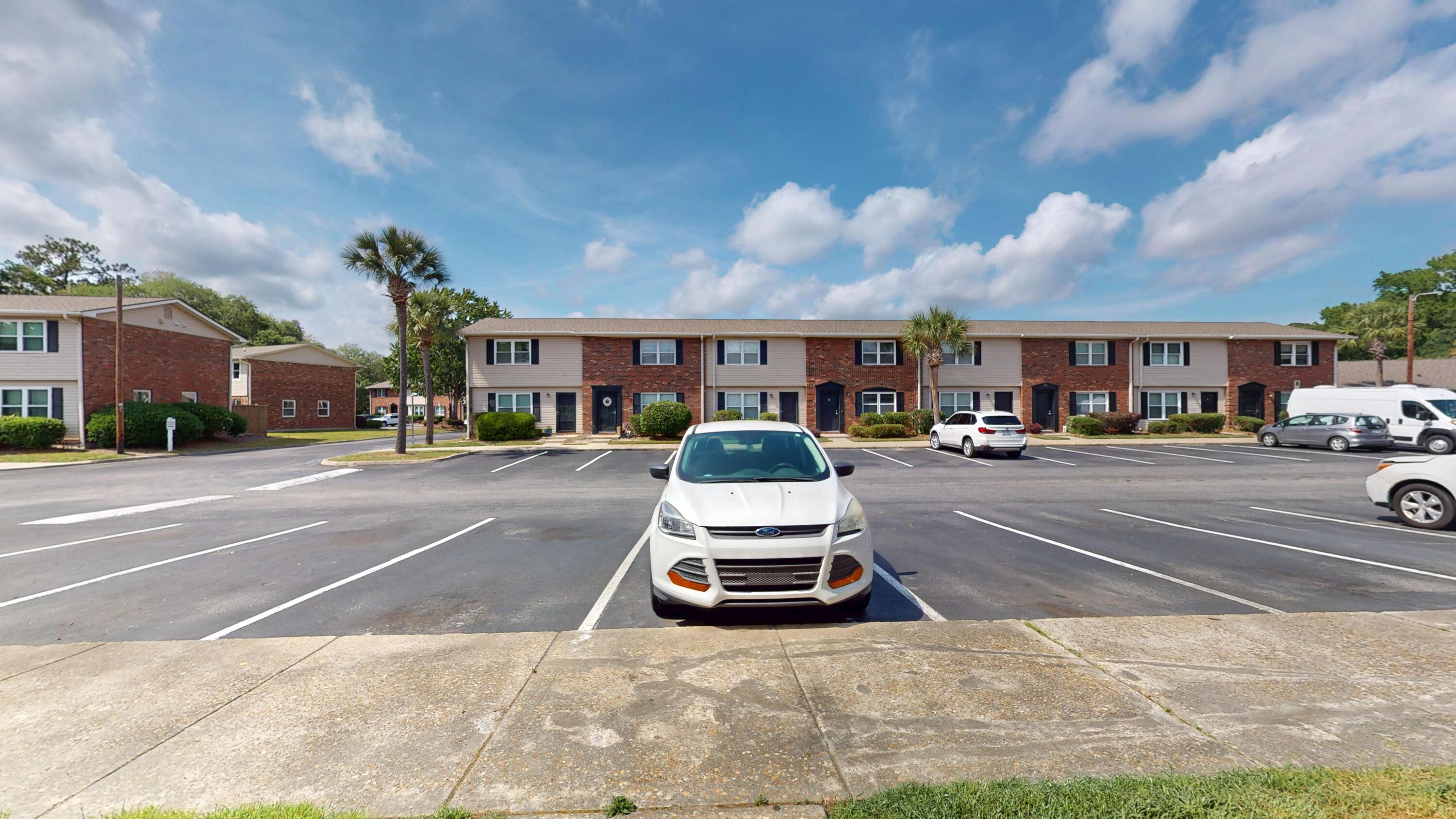 415 Parkdale Drive 2f