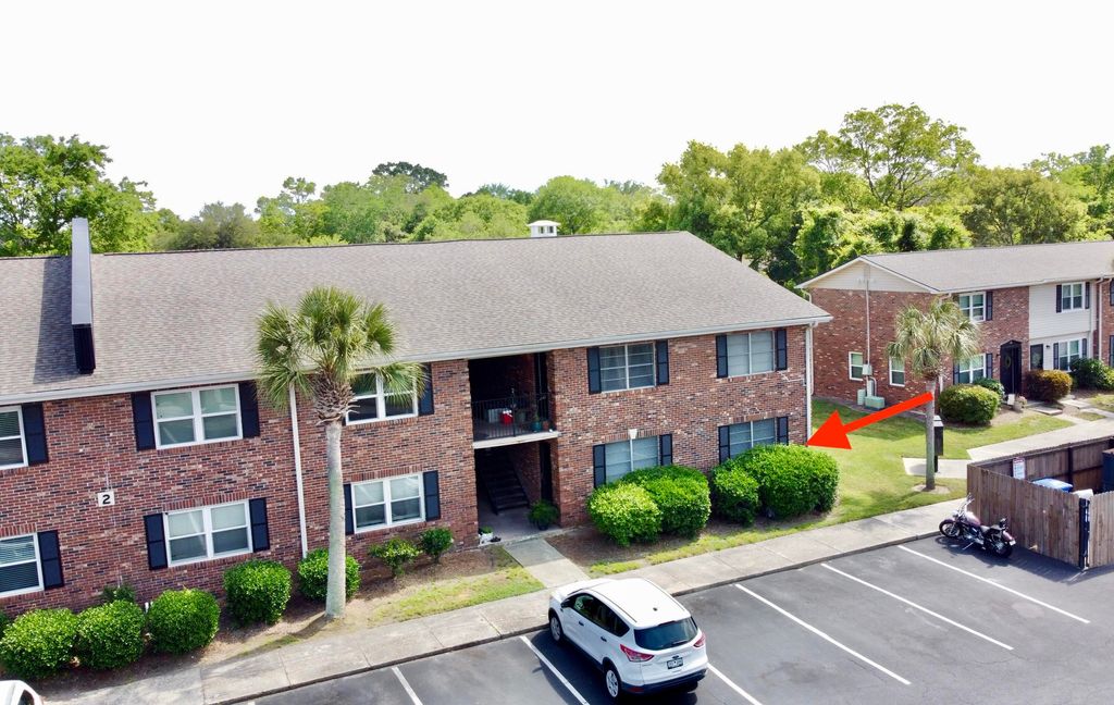 Photo of 415 Parkdale Drive #2f, Charleston, SC 29414 (MLS # 26000713)