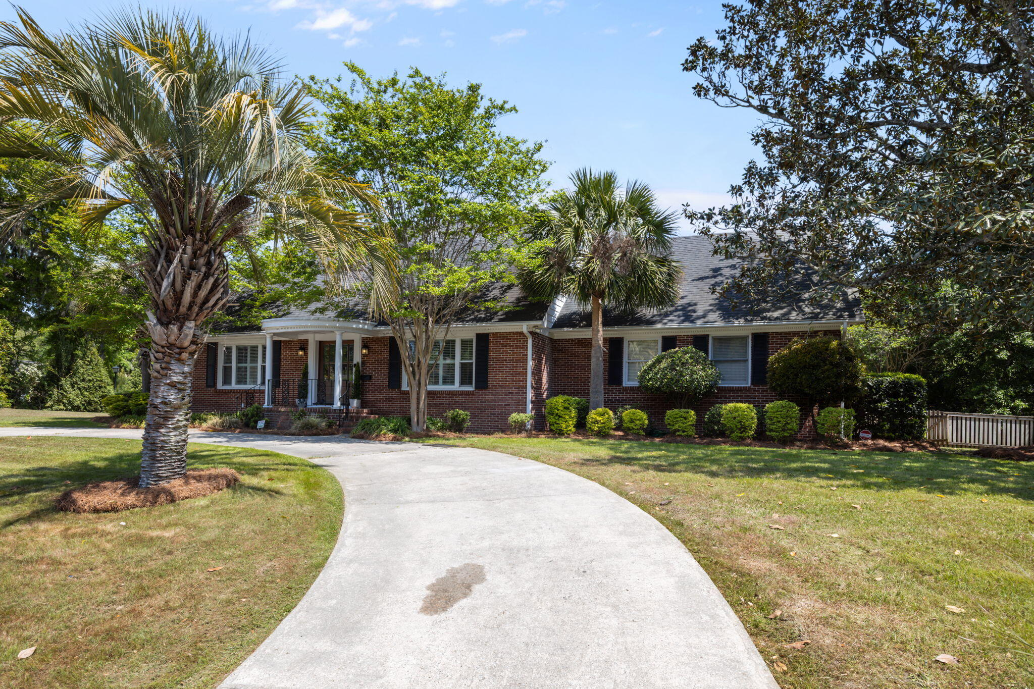 48 Wespanee Drive