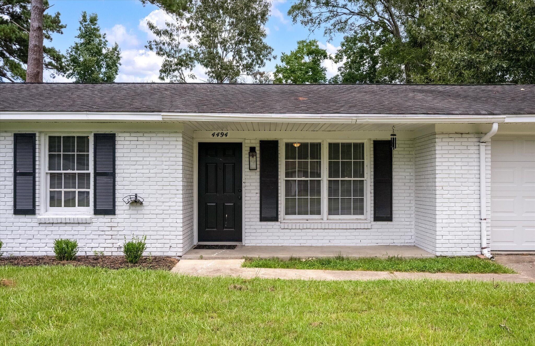 4494 Hardwood Street