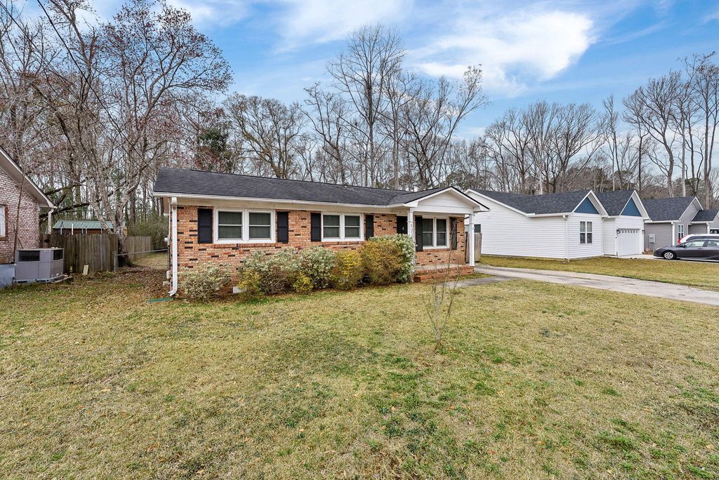 Photo of 123 Pandora Drive, Goose Creek, SC 29445 (MLS # 26005635)
