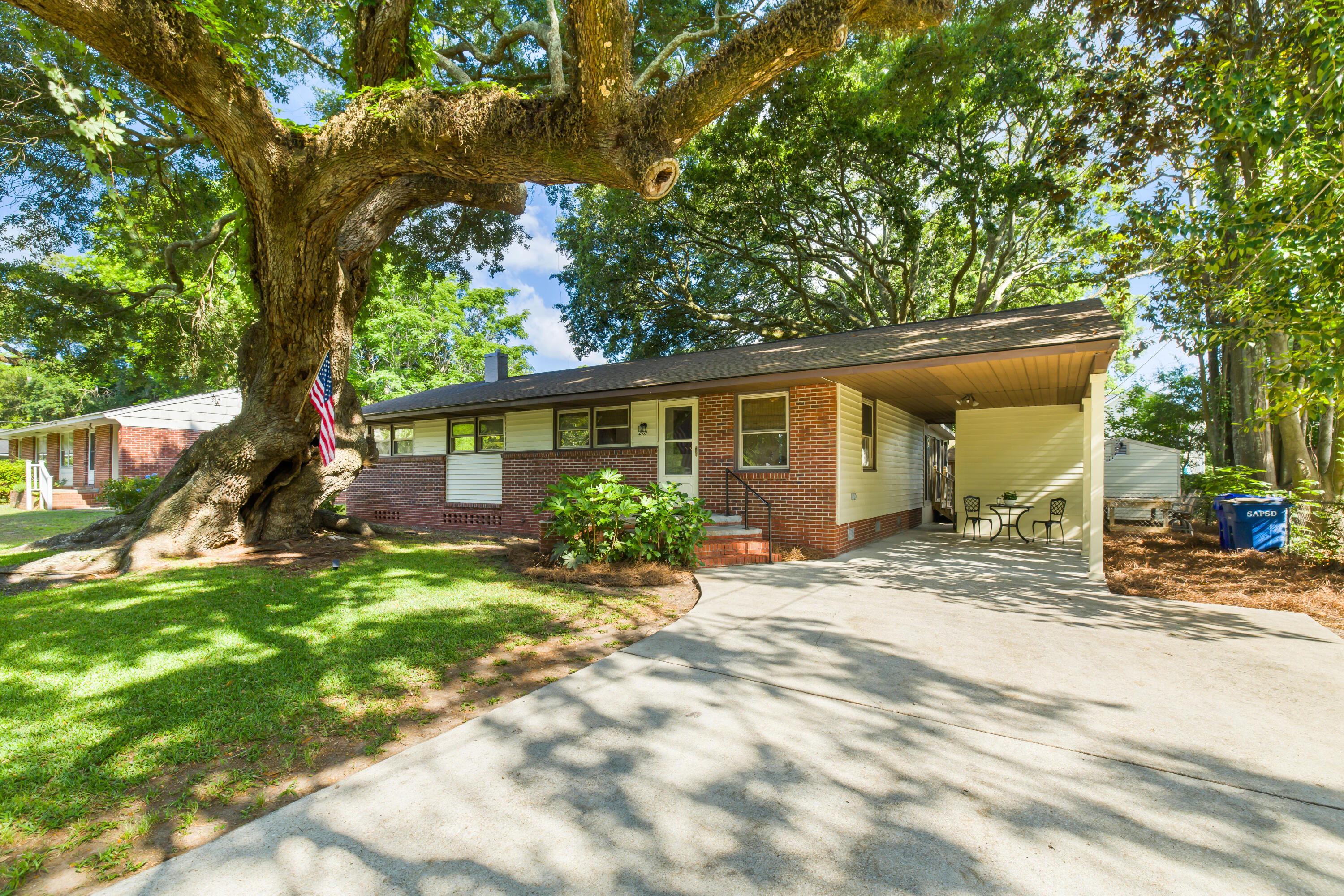2111 Barbour Drive