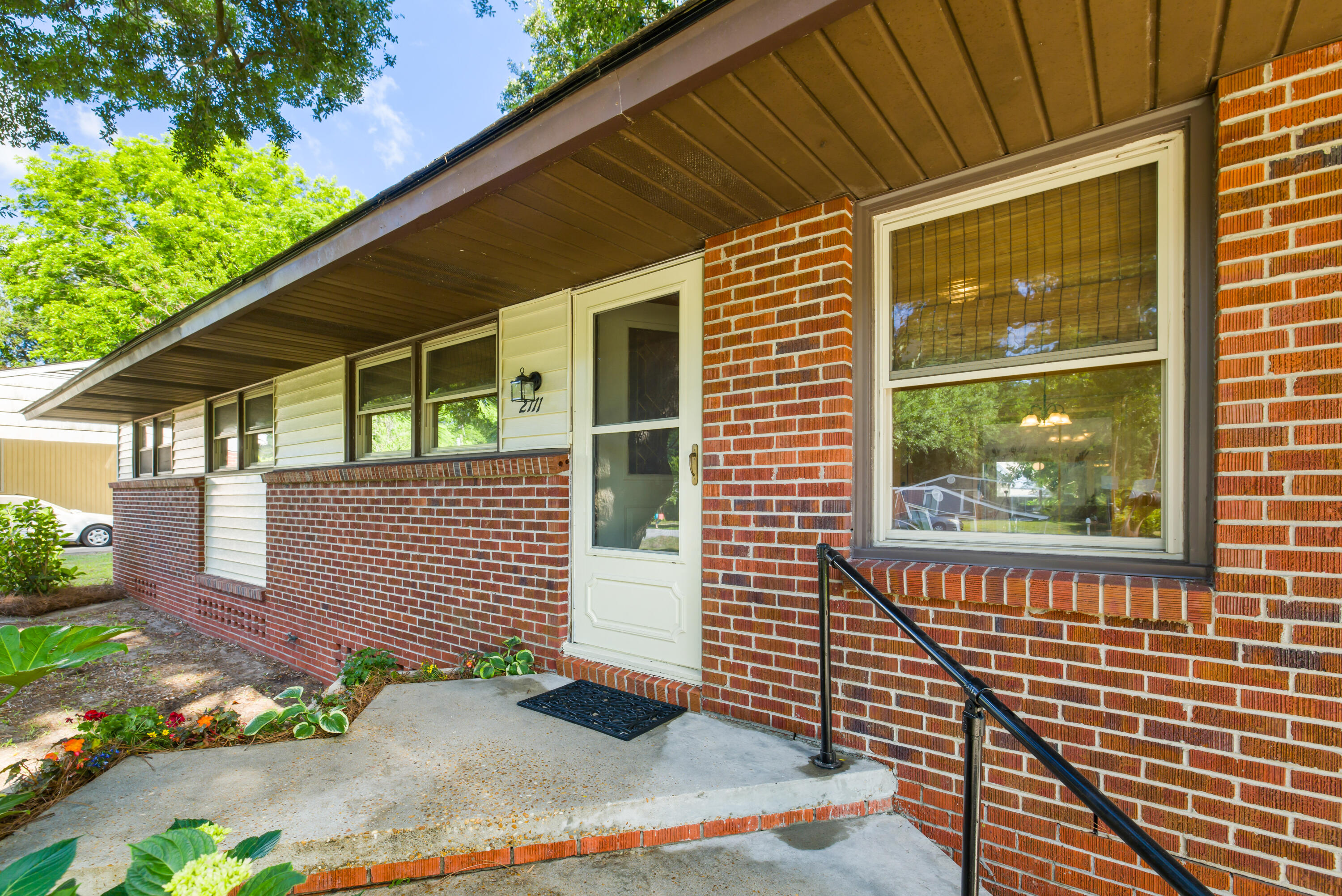 2111 Barbour Drive