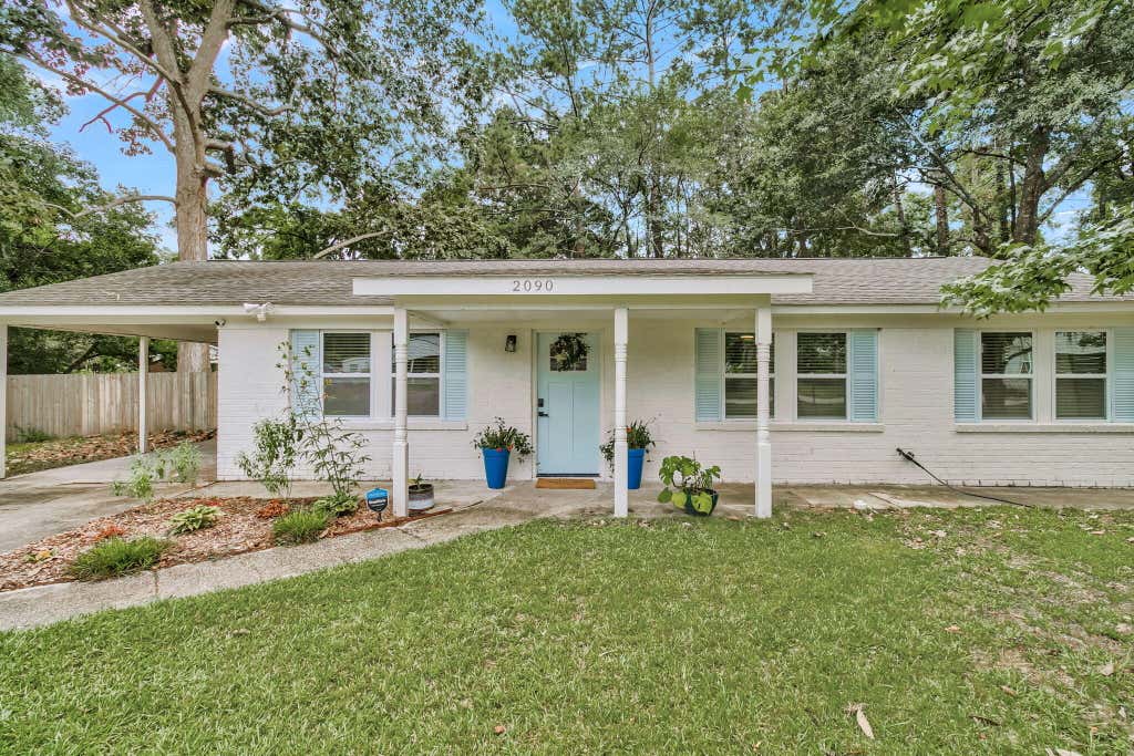 Photo of 2090 Green Park Avenue, Charleston, SC 29414 (MLS # 26020729)
