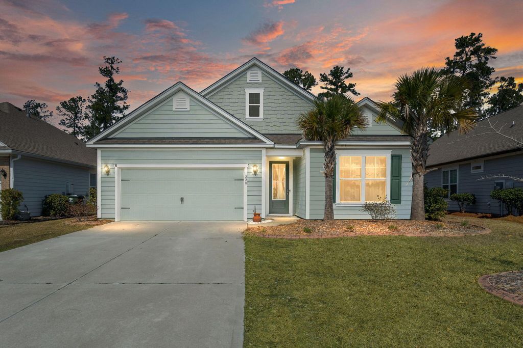 Photo of 228 Shortmarsh Street, Summerville, SC 29486 (MLS # 26006295)