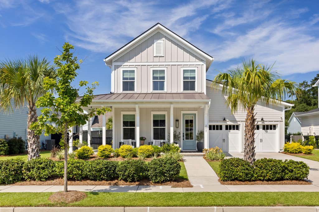 Photo of 2217 Generals Street, Charleston, SC 29492 (MLS # 26023790)