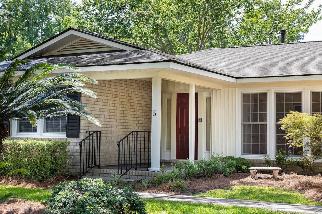 Photo of 5 Francesca Avenue, Hanahan, SC 29410 (MLS # 25019780)