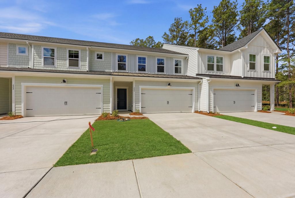 Photo of 224 Twinleaf Court, Charleston, SC 29414 (MLS # 26009096)