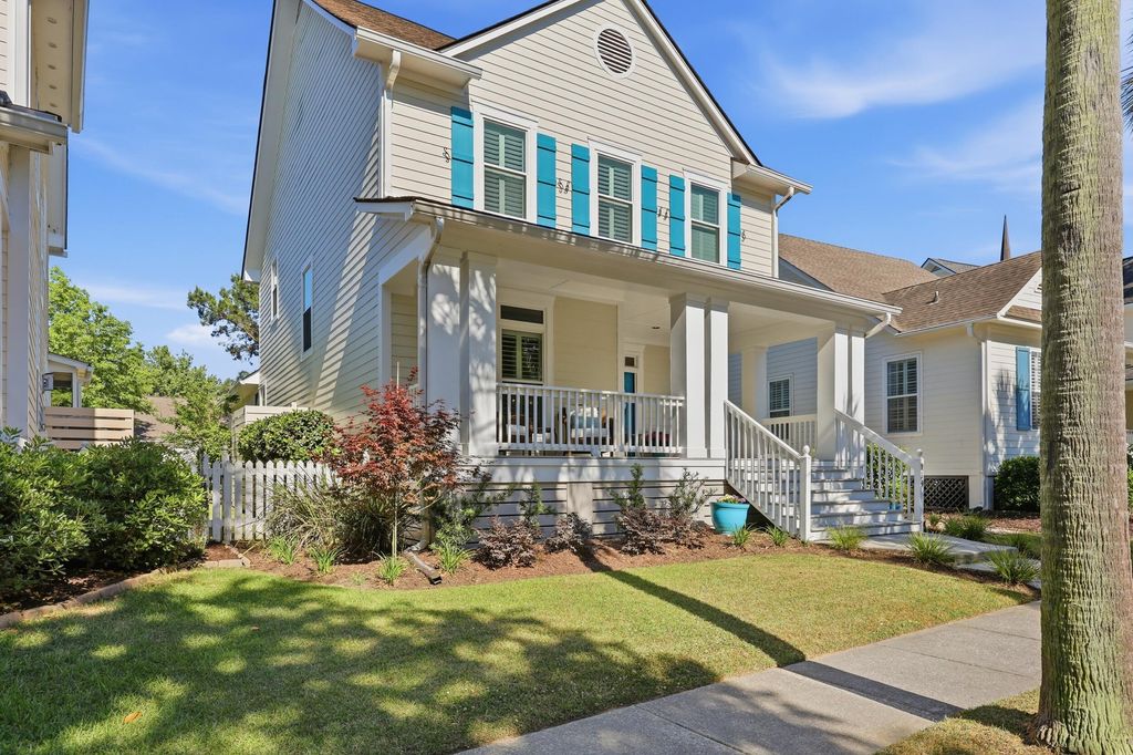 Photo of 114 Etiwan Park Street, Charleston, SC 29492 (MLS # 26011536)