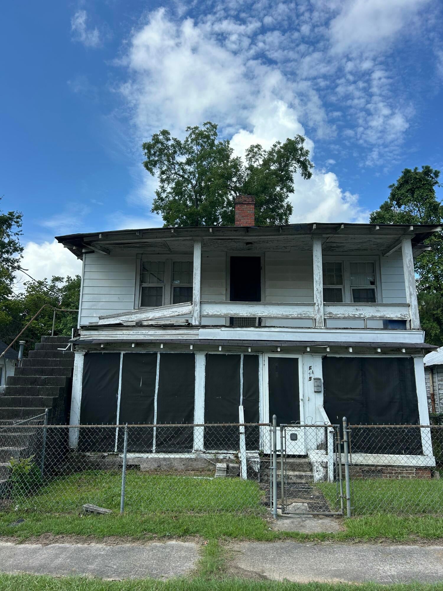645 Maple Street