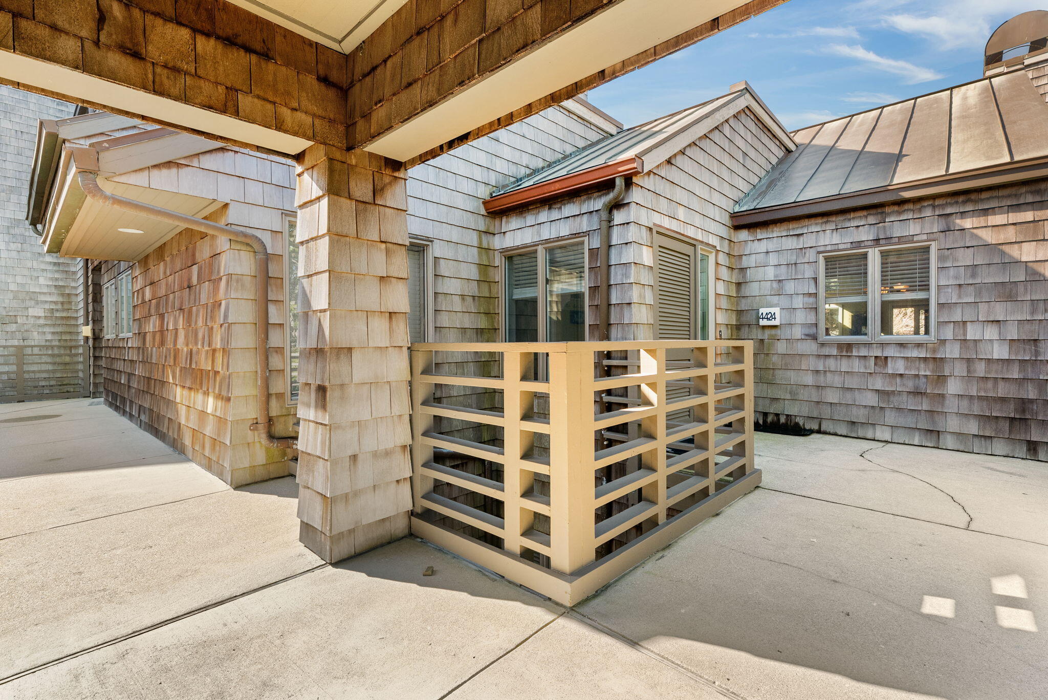 4424 Sea Forest Drive