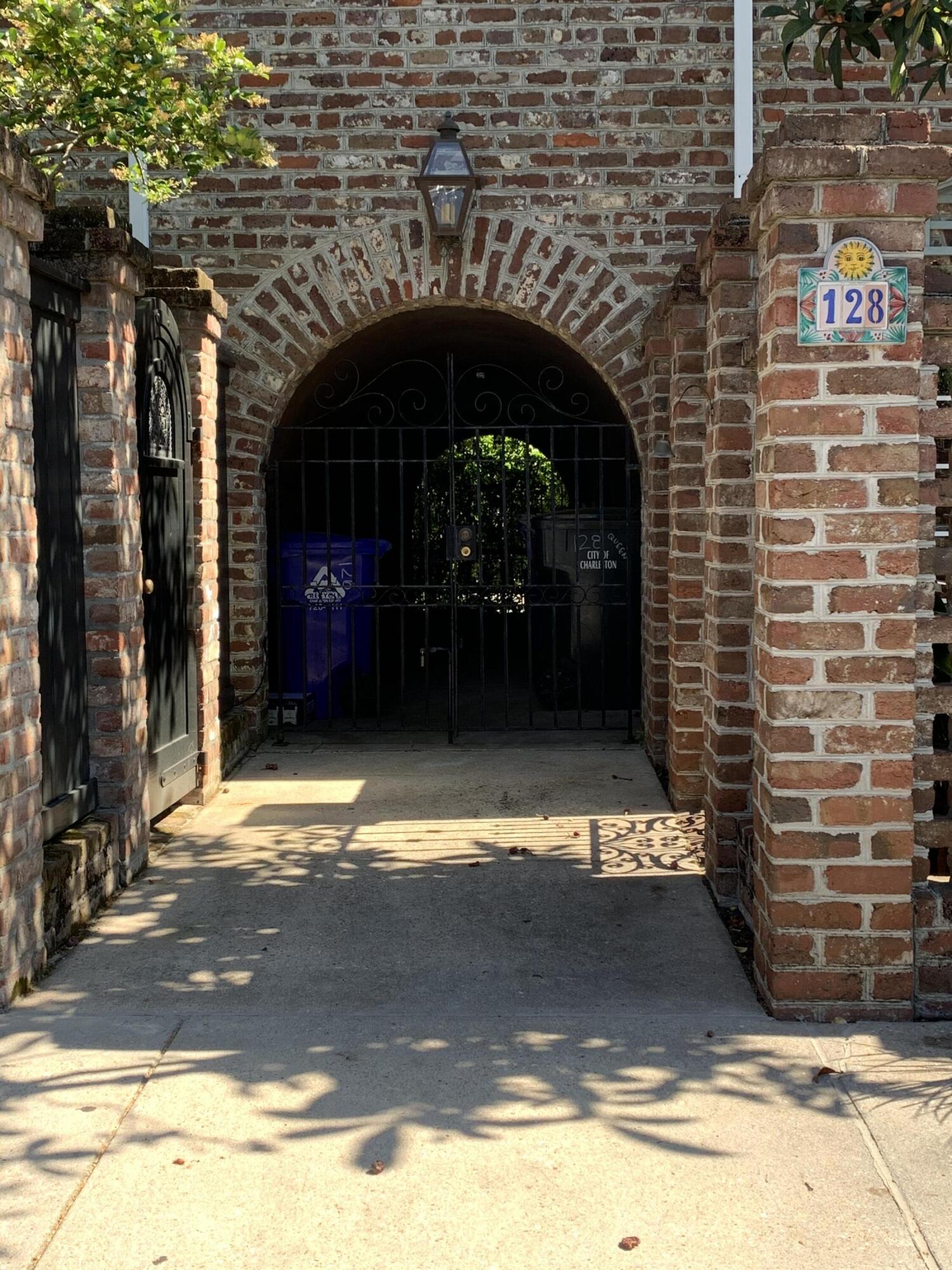 128 Queen Street