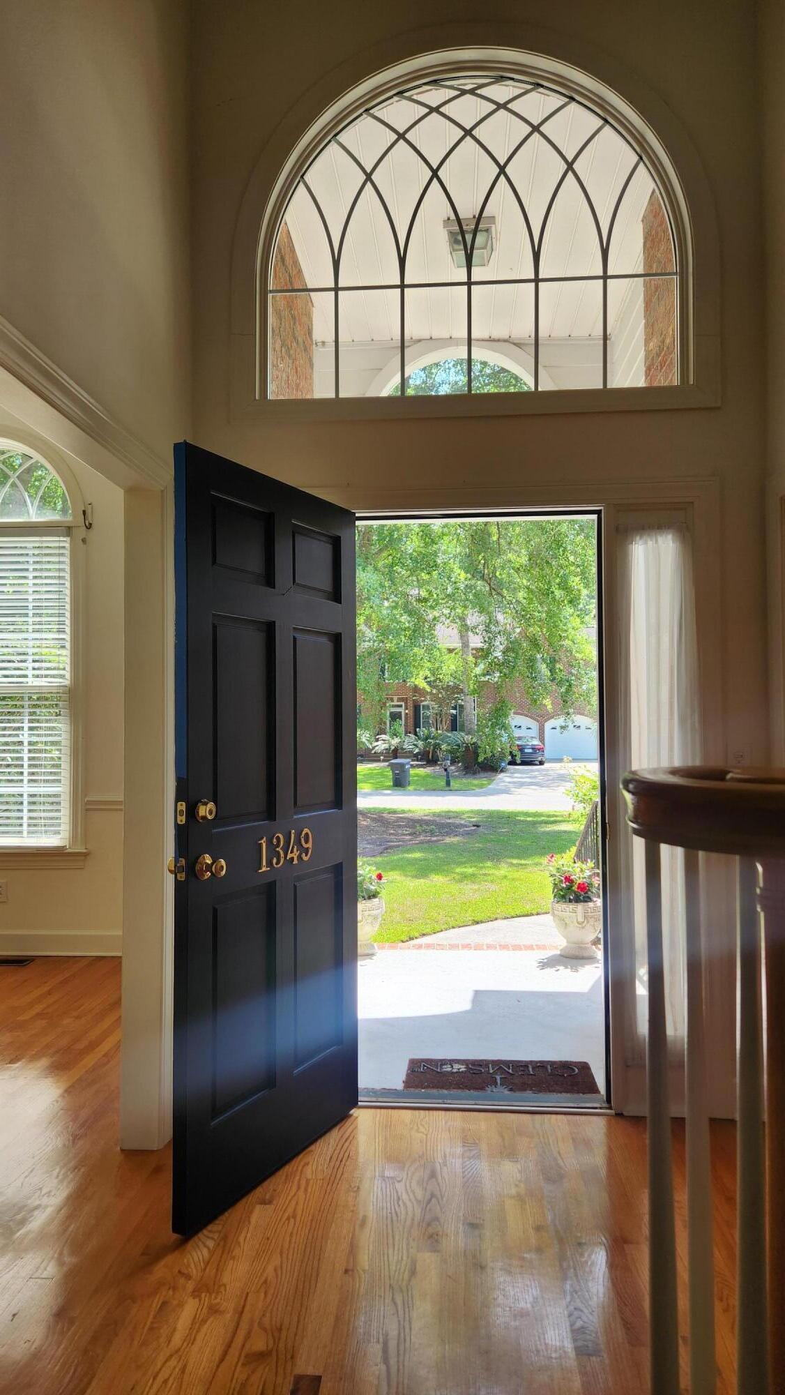 1349 Chrismill Lane