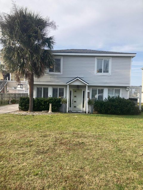 Photo of 1638 E Ashley Avenue, Folly Beach, SC 29439 (MLS # 26009357)