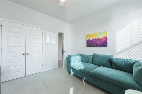 listing image 30