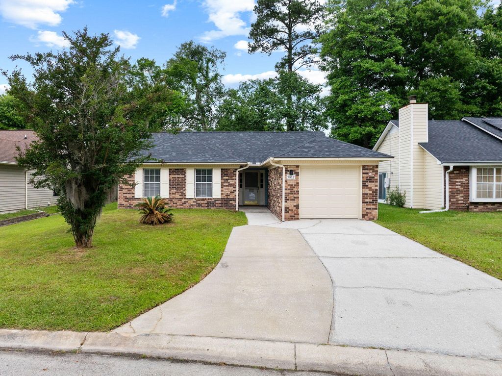 Photo of 9512 One Notch Road, Ladson, SC 29456 (MLS # 26013181)