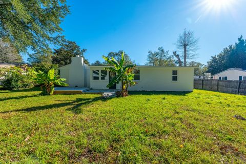 A home in Goose Creek