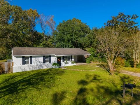 A home in Goose Creek