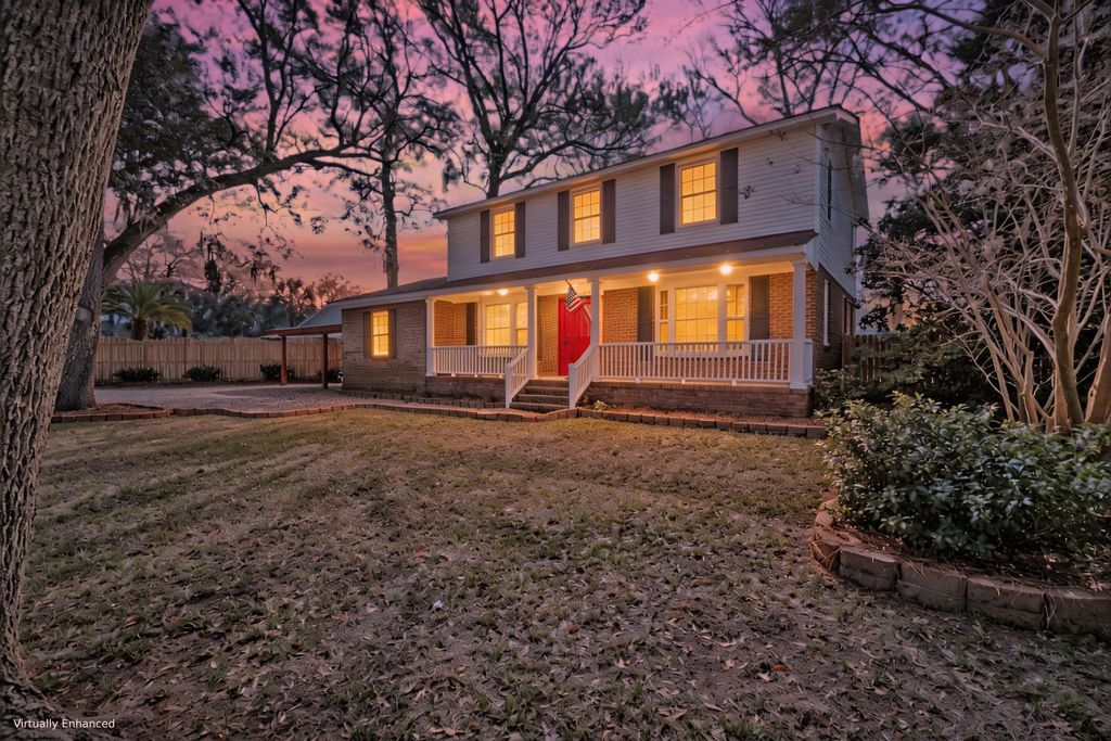 Photo of 621 Fort Johnson Road, Charleston, SC 29412 (MLS # 26007380)