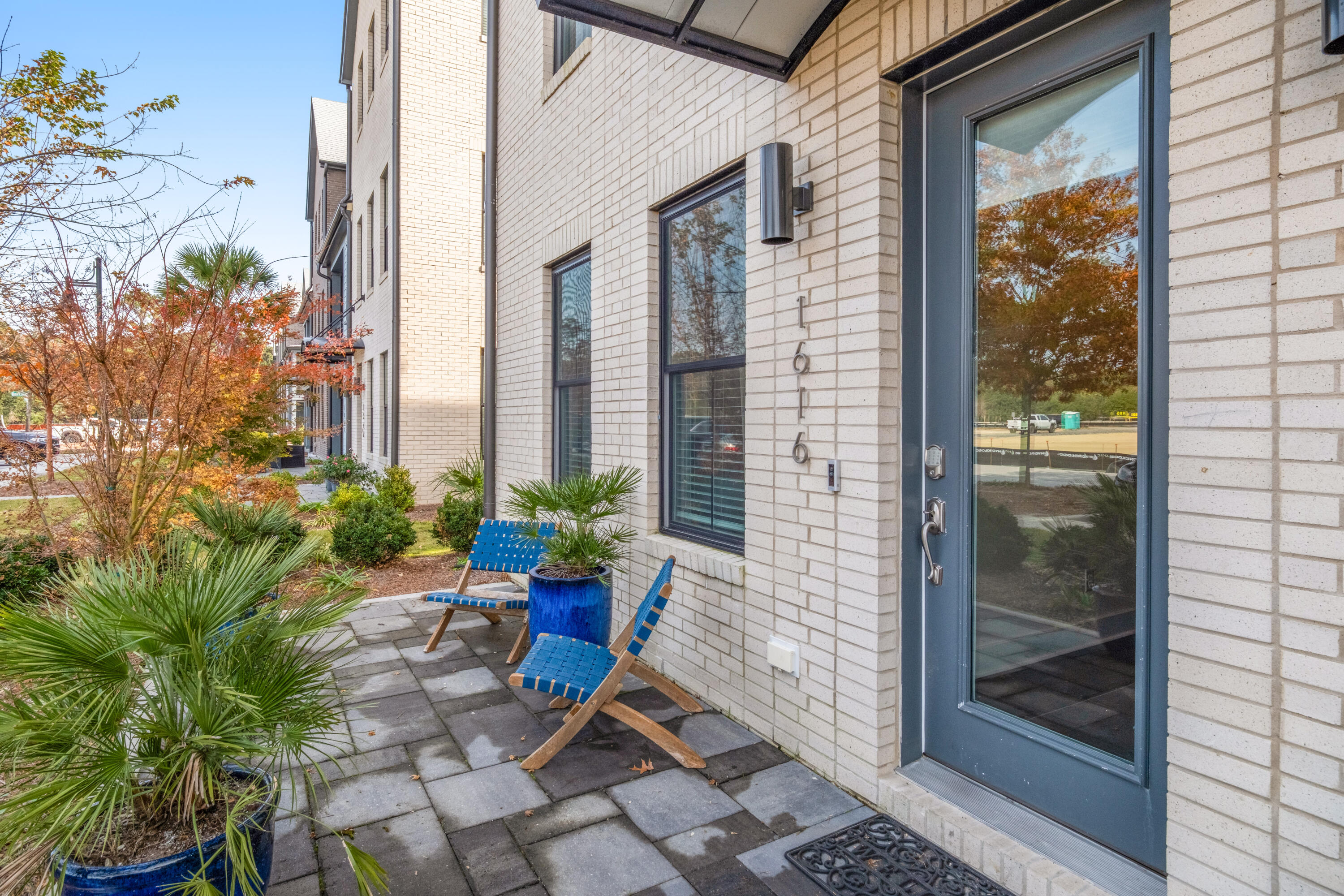 1616 Florentia Street