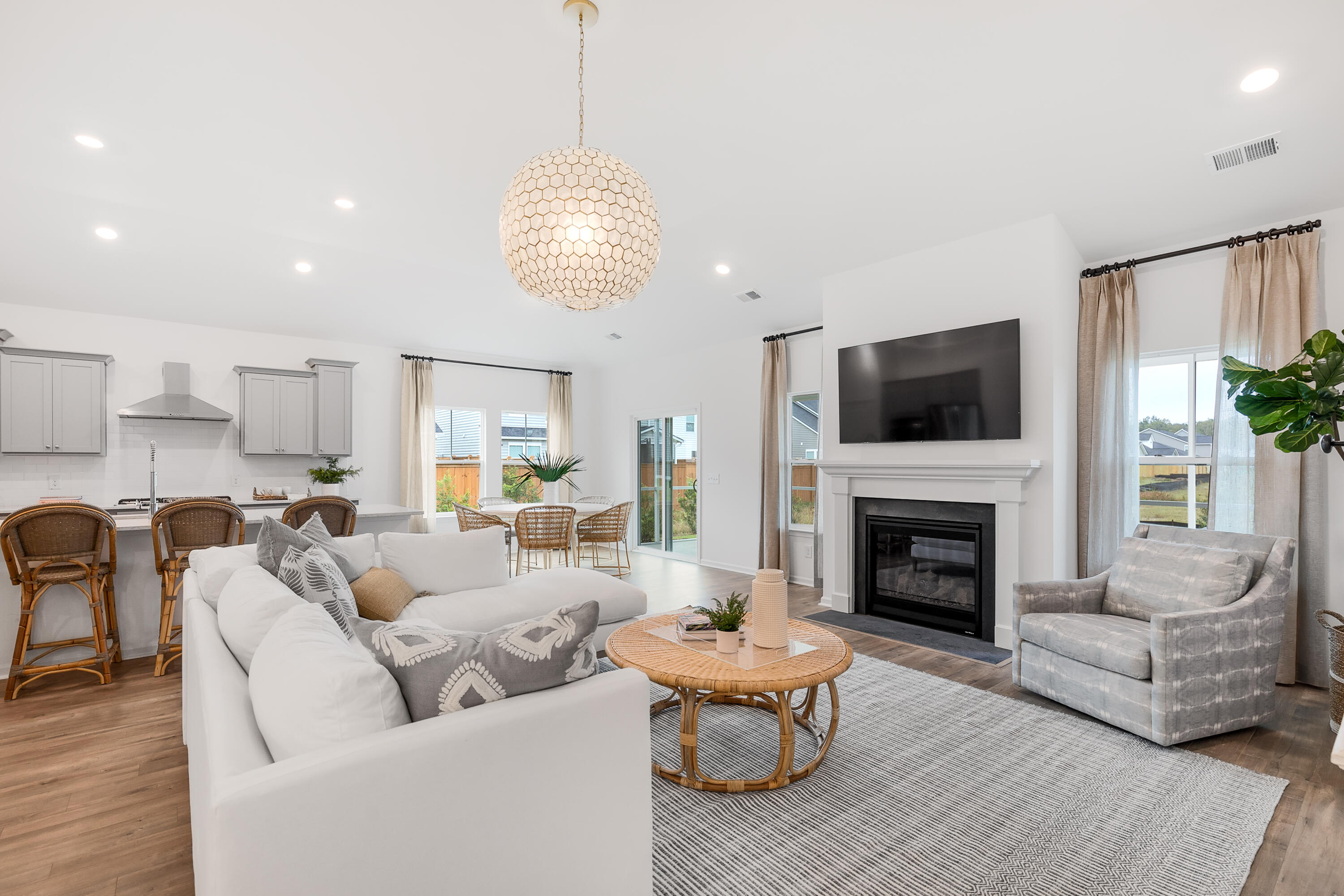 1018 Red Turnstone Run