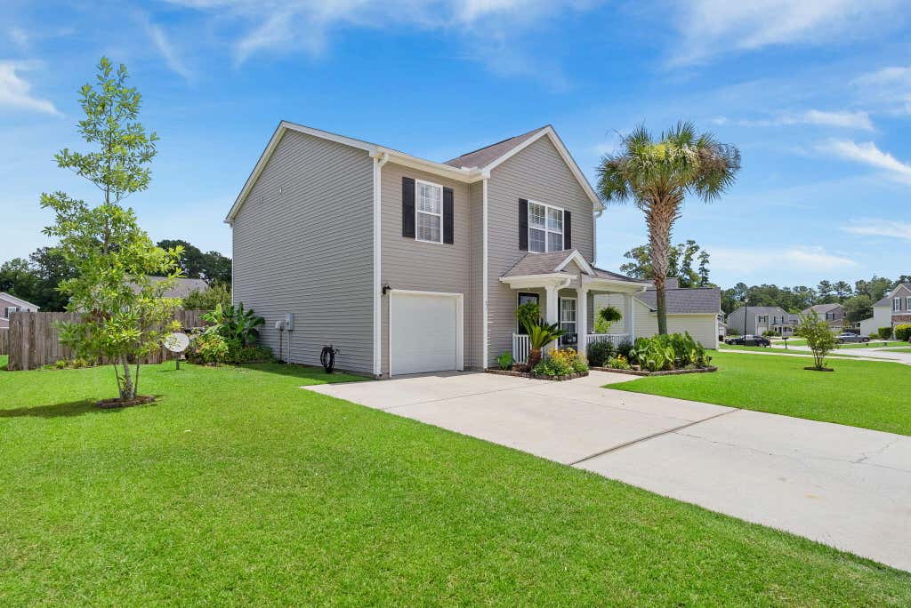 Photo of 431 Watershed Drive, Goose Creek, SC 29445 (MLS # 26017613)