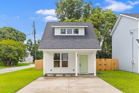 Photo of 2015 Hampton Avenue, North Charleston, SC 29405 (MLS # 26022514)
