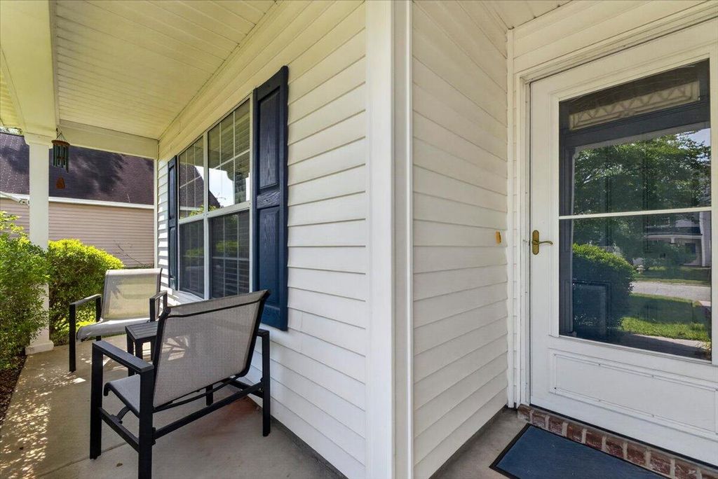 Photo of 119 Tyron Road, Summerville, SC 29483 (MLS # 26013602)