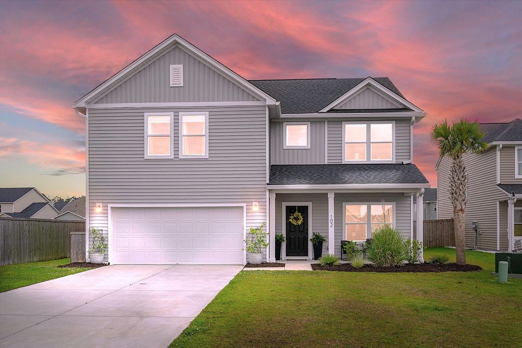 Photo of 102 Bolsena Court, Summerville, SC 29486 (MLS # 25026229)