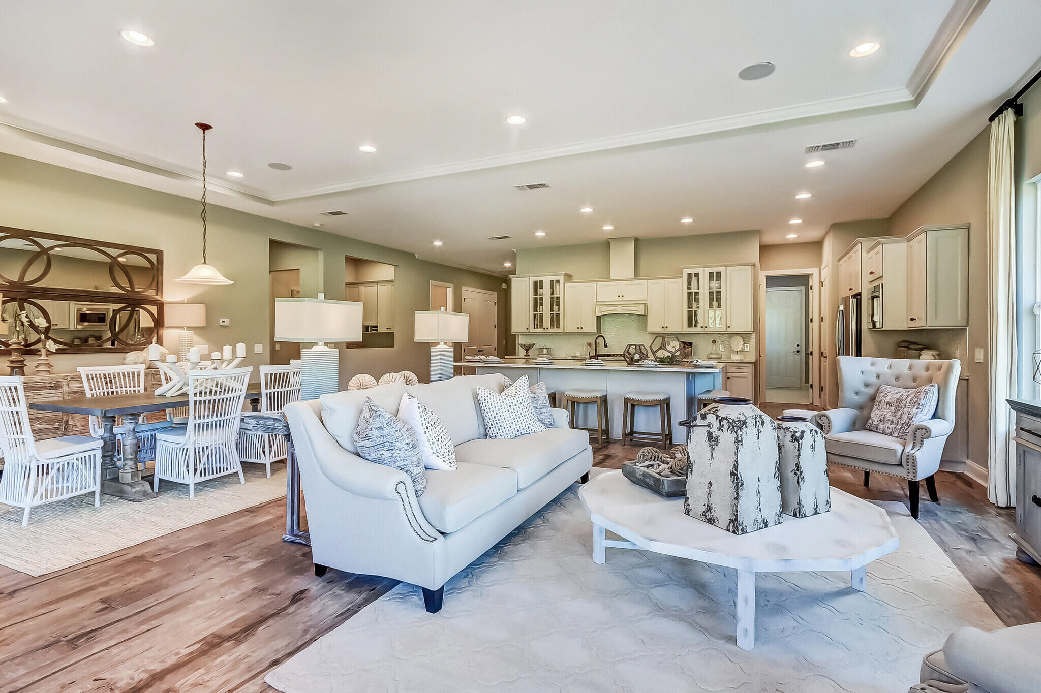 593 Marsh Cove Circle