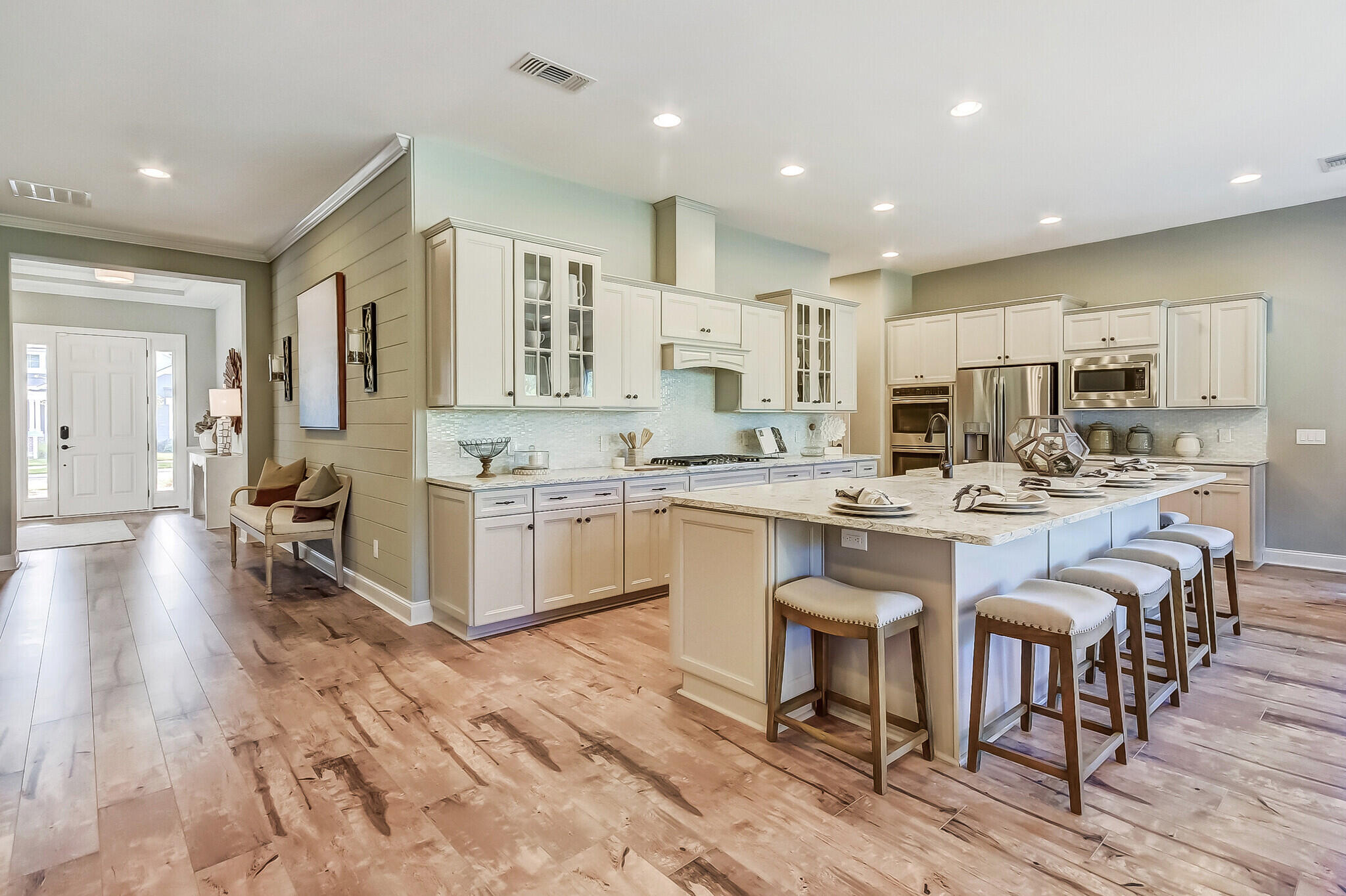 593 Marsh Cove Circle