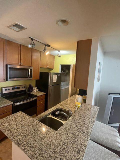 Mount Pleasant, South Carolina 29464, United States, 2 Bedrooms Bedrooms, ,2 BathroomsBathrooms,Residential,Active,255284