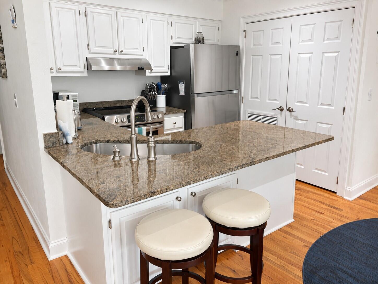 1638 Live Oak Park