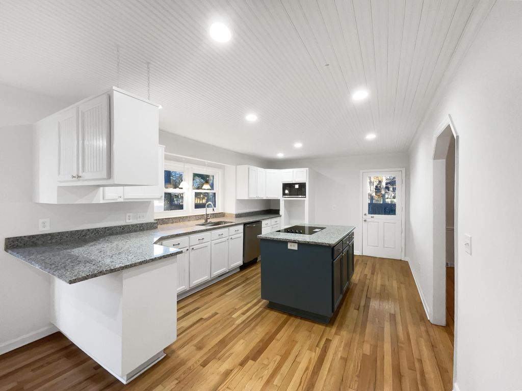 Photo of 104 Fair Spring Court, Summerville, SC 29485 (MLS # 26000308)