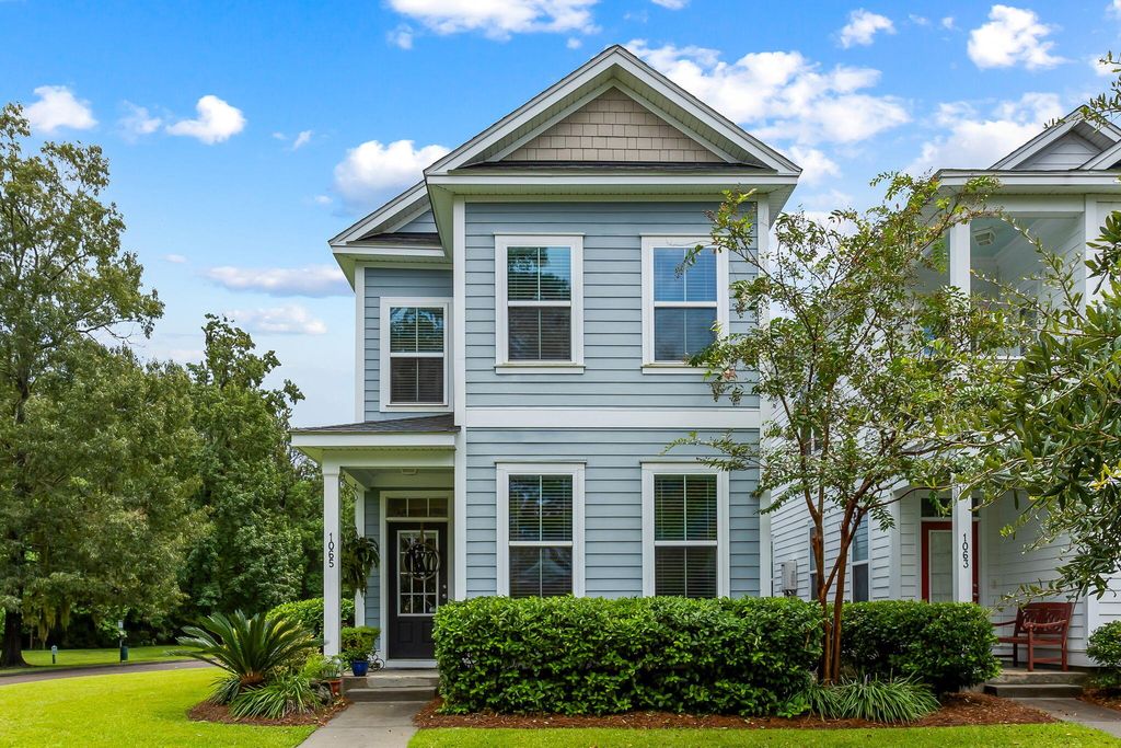 Photo of 1065 Ashley Gardens Blvd Boulevard, Charleston, SC 29414 (MLS # 25031414)