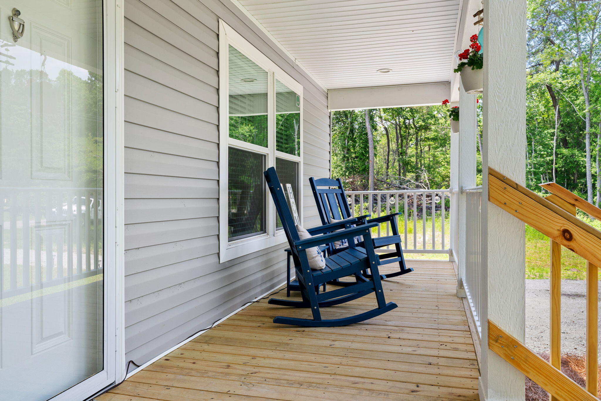 208 General Moultrie Drive