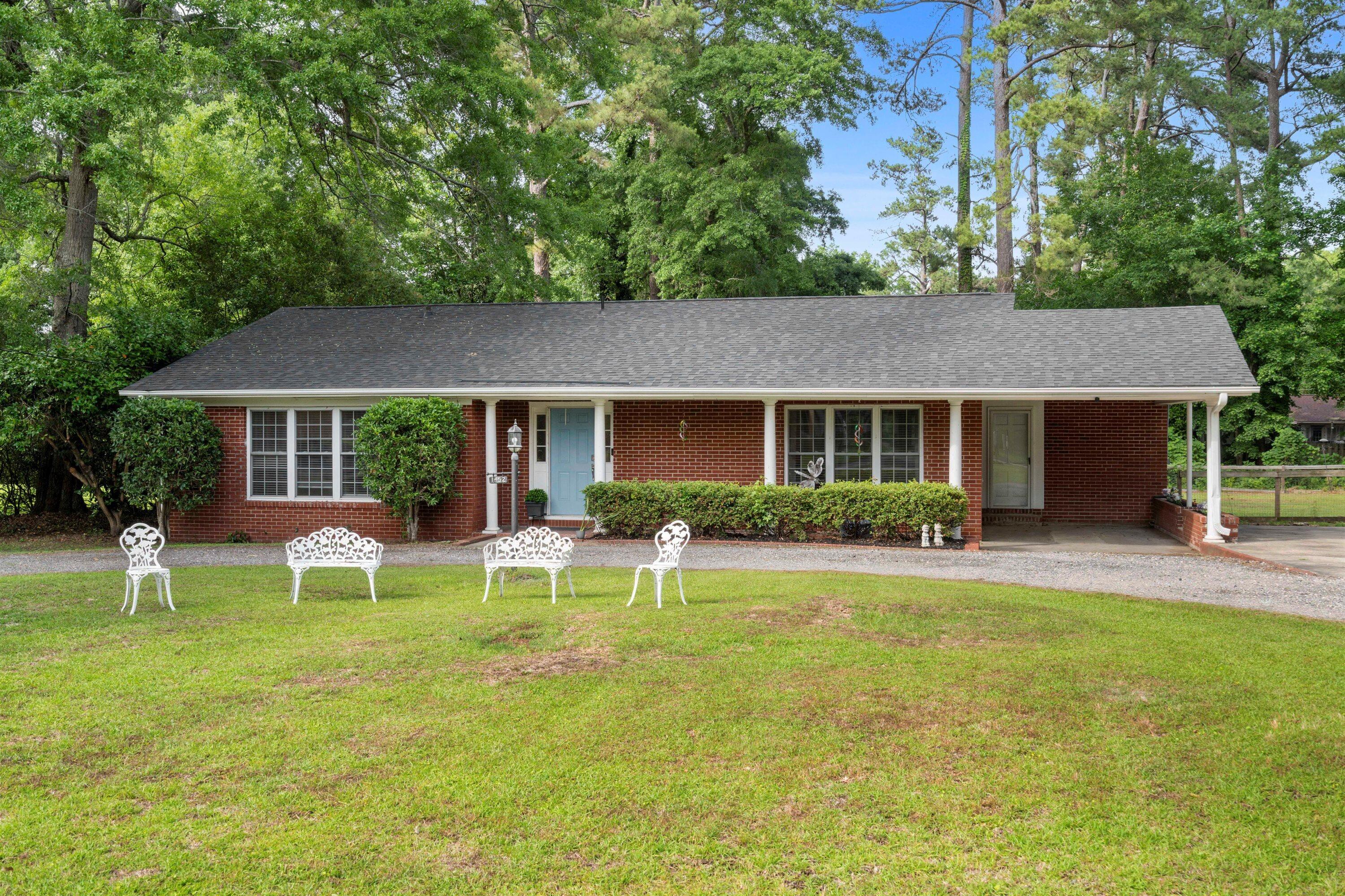 Listing image 1
