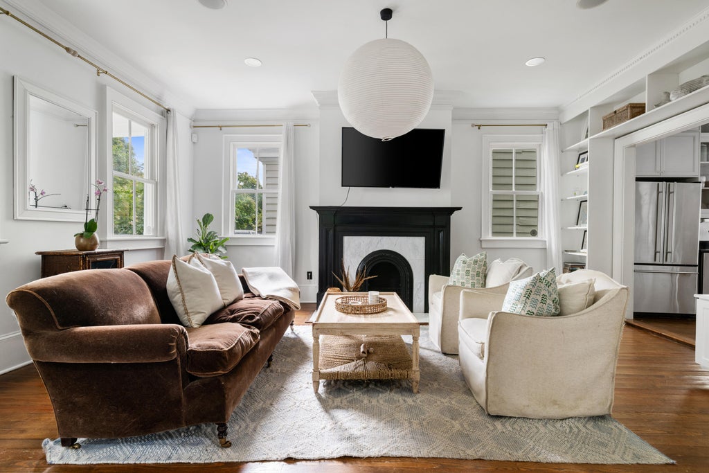 Photo of 559 Rutledge Avenue, Charleston, SC 29403 (MLS # 26028224)