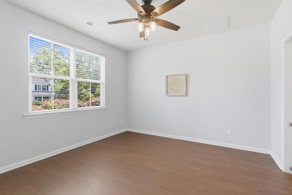 Photo of 128 Swan Drive, Summerville, SC 29485 (MLS # 26015003)