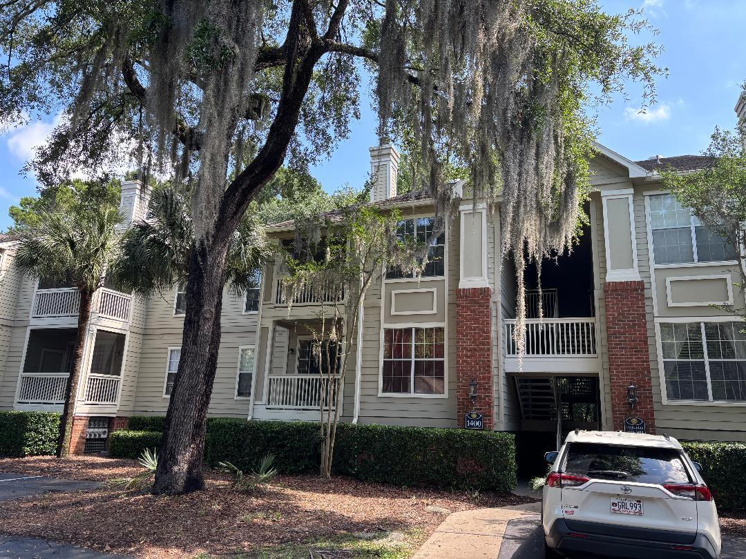 1600 Long Grove Unit 1425