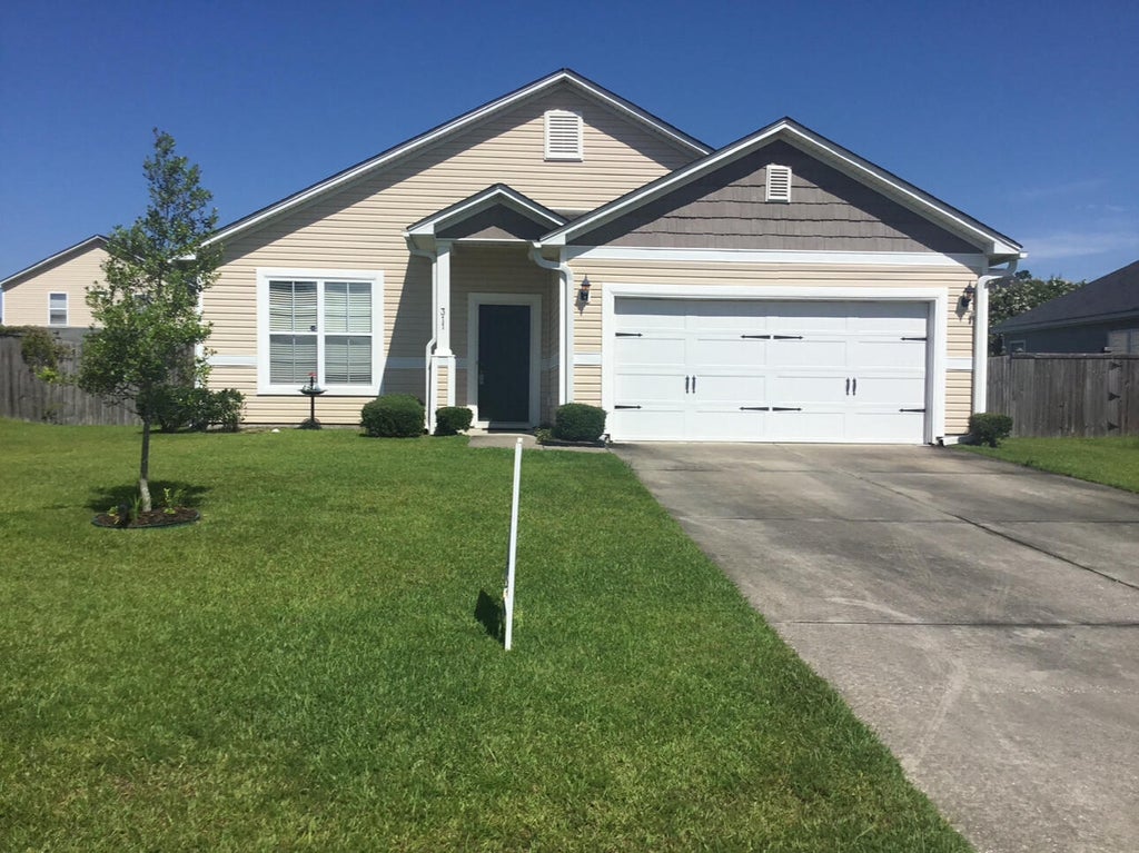 Photo of 311 Mossy Wood Road, Summerville, SC 29486 (MLS # 26026465)