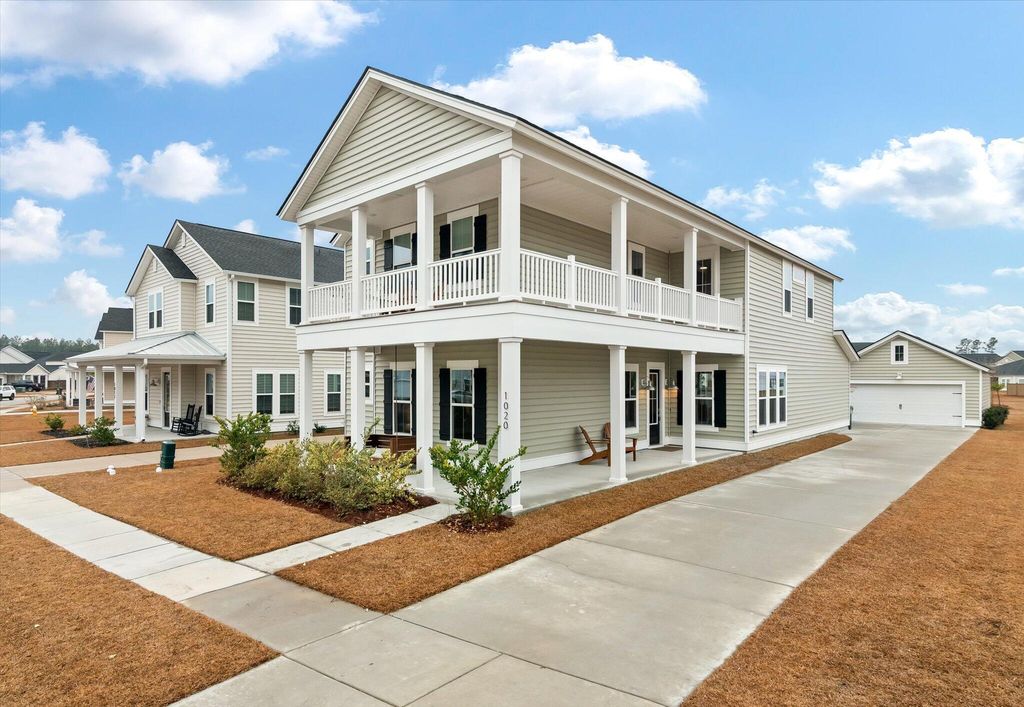 Photo of 1020 Arrowwood Way, Summerville, SC 29485 (MLS # 26003575)