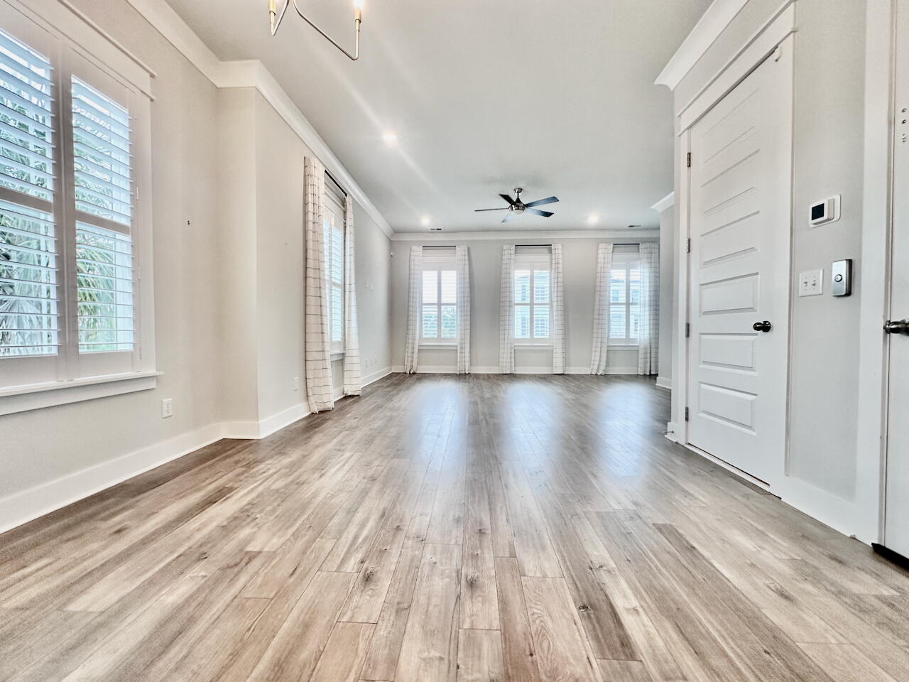 810 Kings Oak Court 8