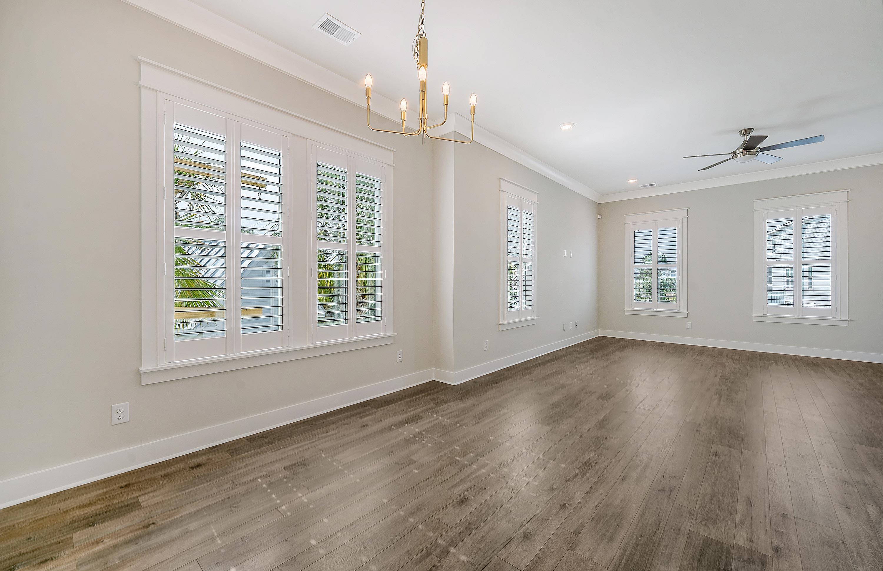 810 Kings Oak Court 8