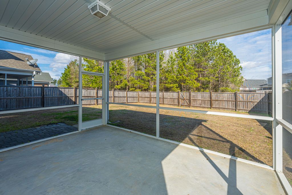 Photo of 104 Sago Court, Summerville, SC 29483 (MLS # 26004685)