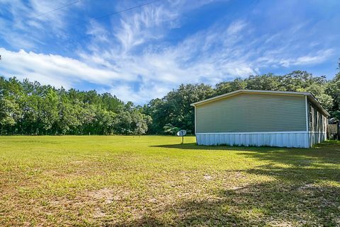 A home in Cordesville