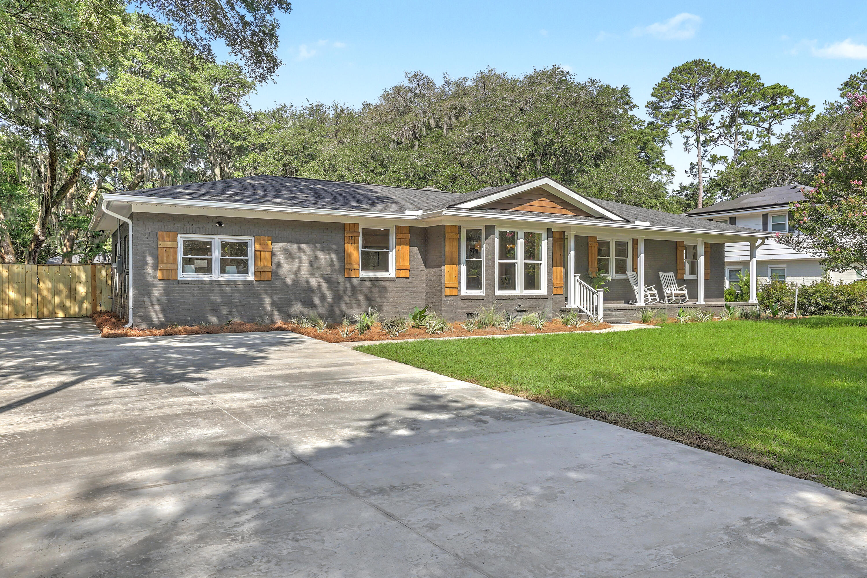 1773 Huntington Drive