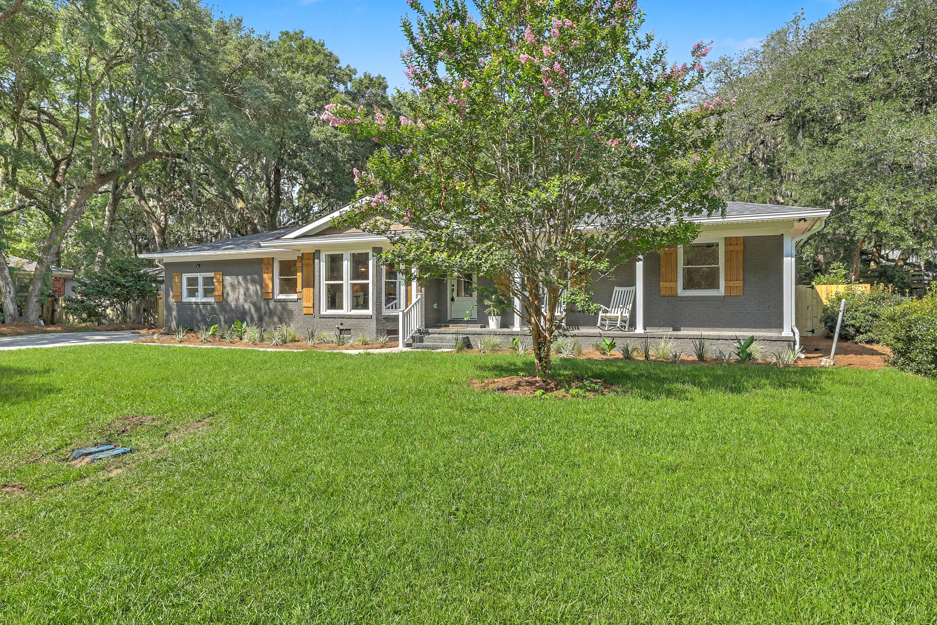 1773 Huntington Drive