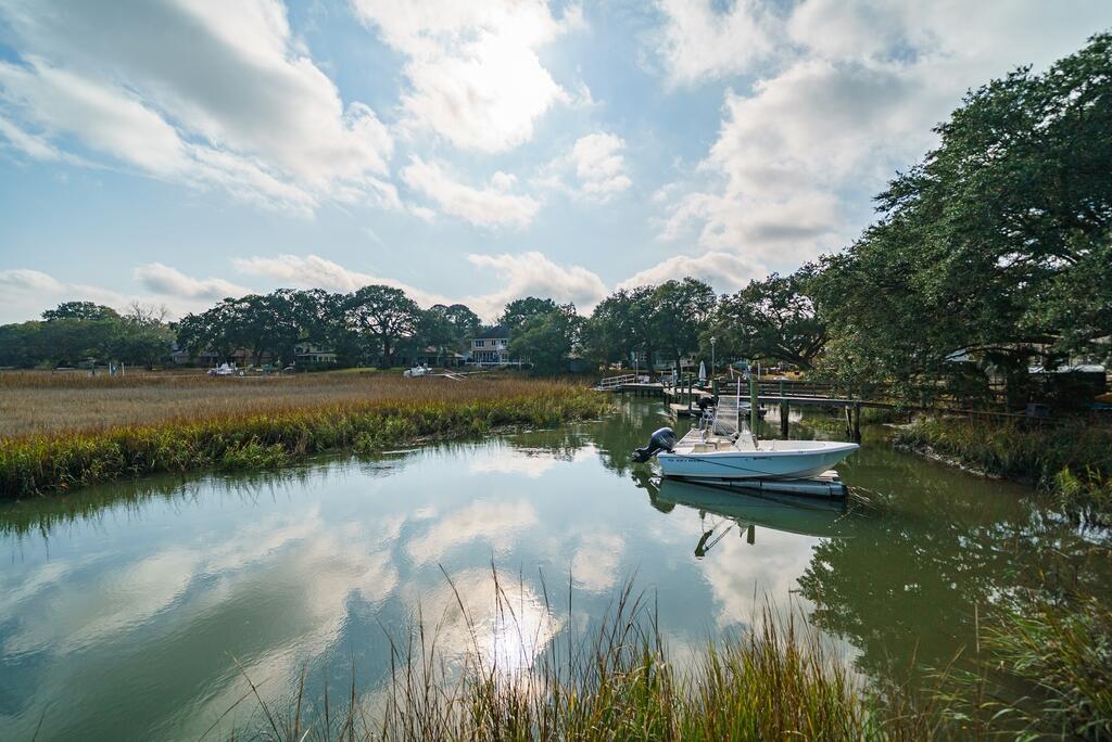 147 Oyster Point Row